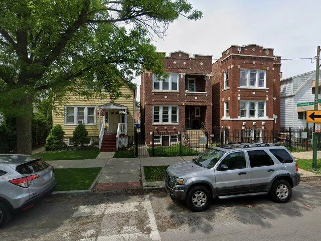 House image located at Chicago, IL 60639