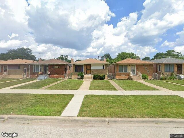 House image located at Chicago, IL 60617