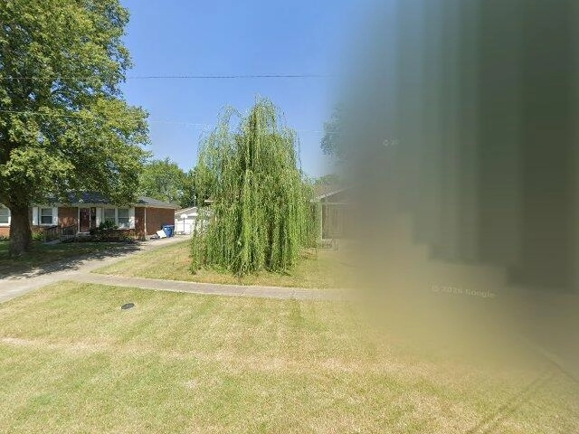 House image located at Louisville, KY 40216