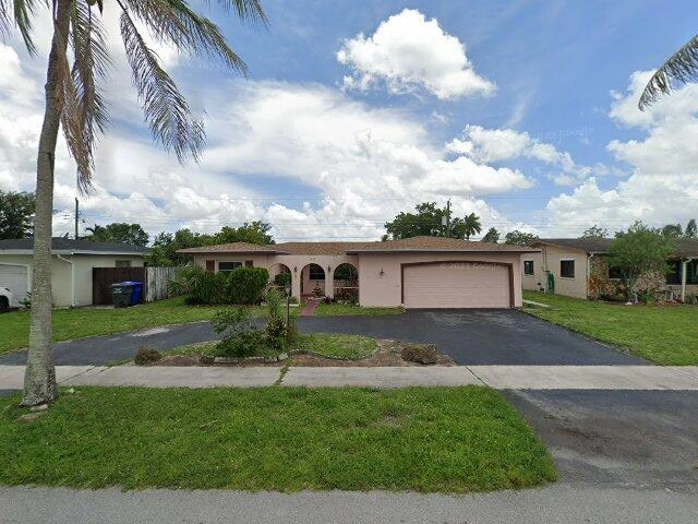 House image located at Hollywood, FL 33024