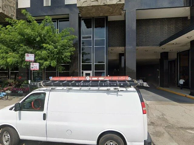 House image located at Chicago, IL 60601