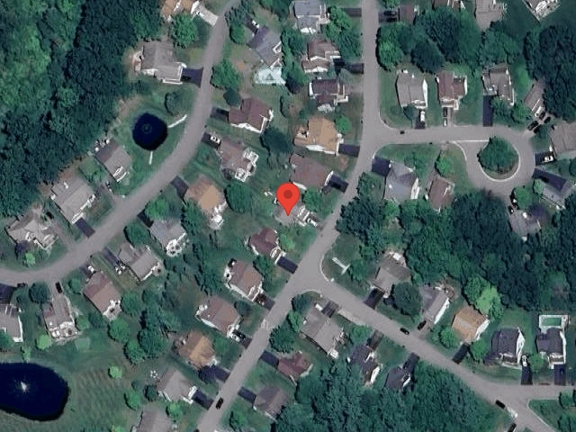 House image located at Howell, MI 48843