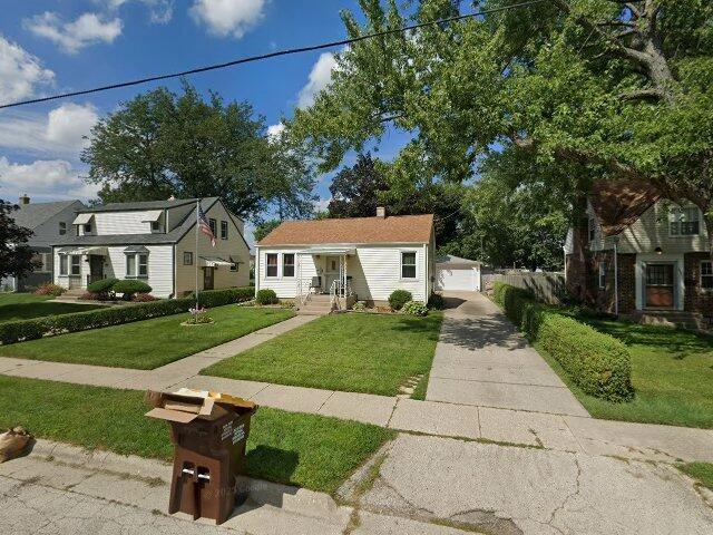 House image located at Loves Park, IL 61111