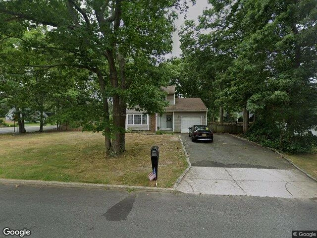 House image located at Farmingville, NY 11738