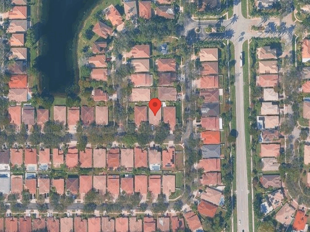 House image located at Hollywood, FL 33027
