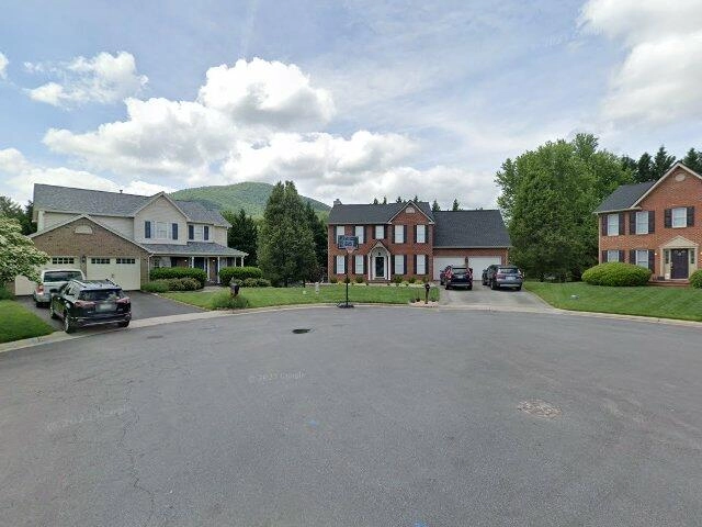 House image located at Roanoke, VA 24018