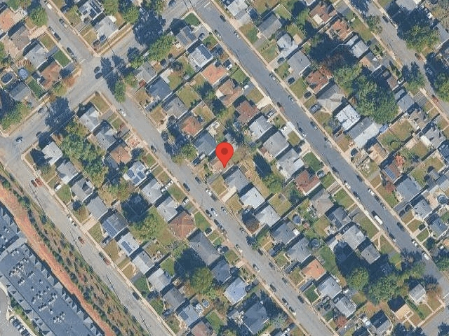House image located at Paterson, NJ 07502