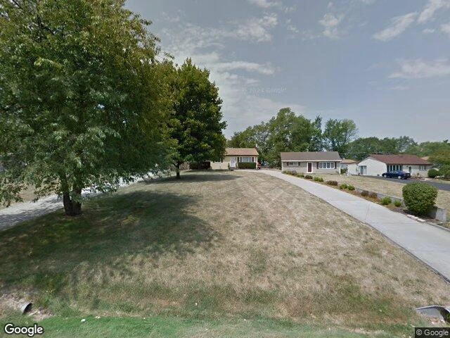 House image located at Glen Ellyn, IL 60137