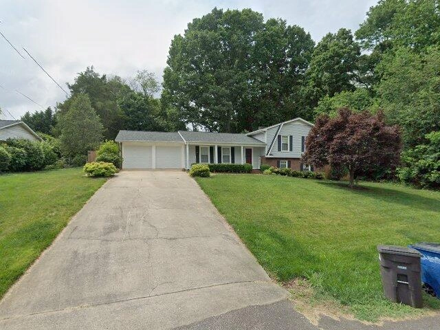 House image located at Statesville, NC 28625