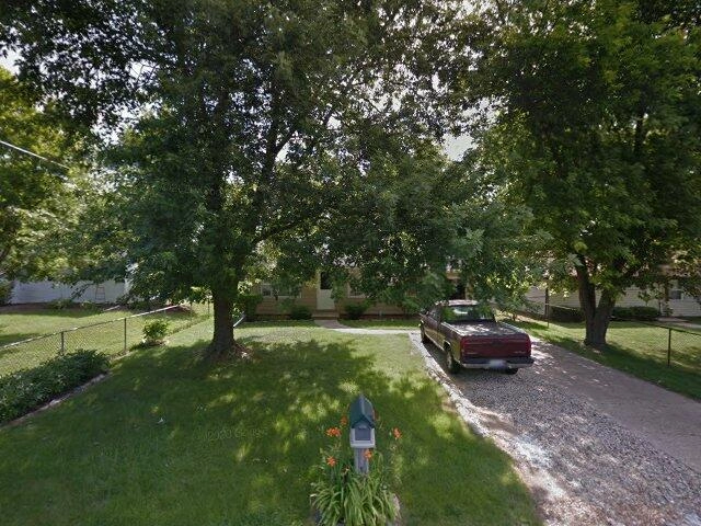 House image located at Peoria, IL 61614