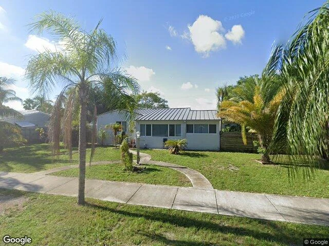 House image located at Hollywood, FL 33020