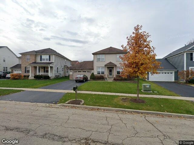 House image located at Saint Charles, IL 60175