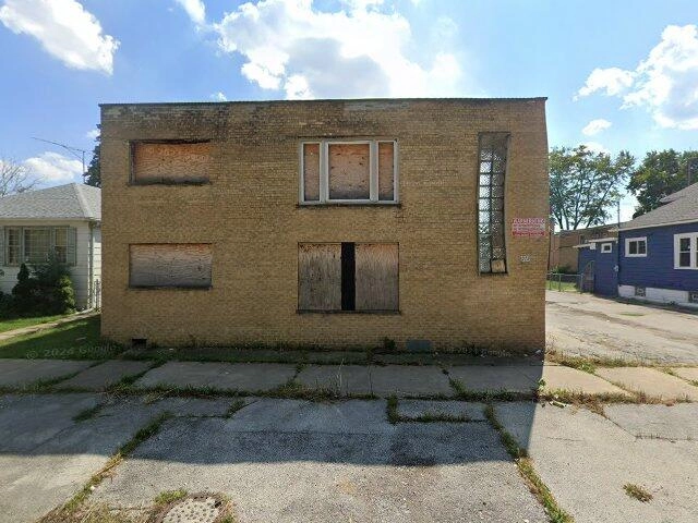 House image located at Riverdale, IL 60827