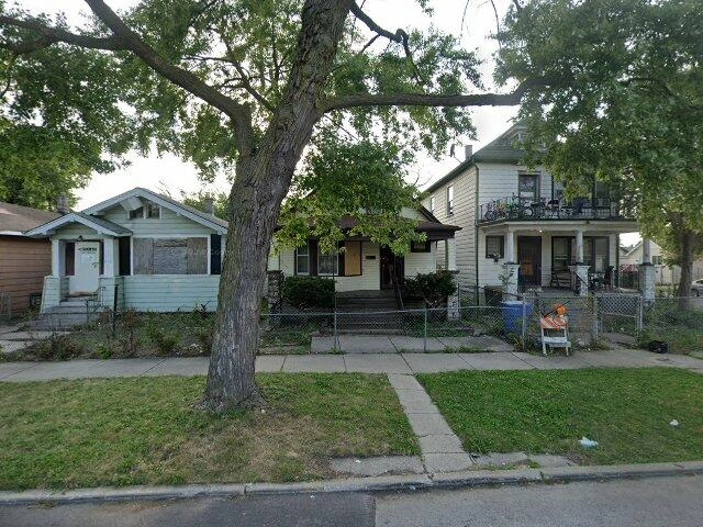 House image located at Chicago, IL 60628