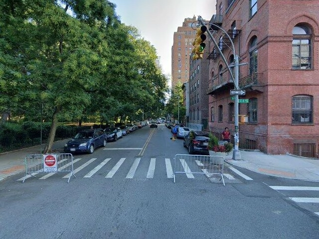 House image located at Des Moines, IA 50316