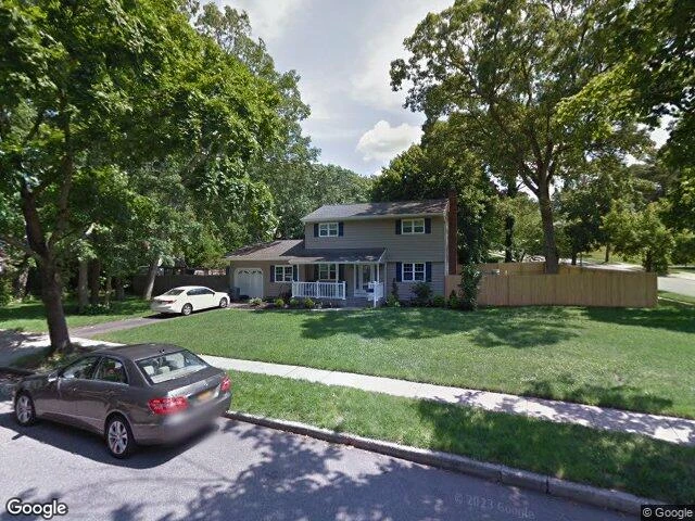House image located at Commack, NY 11725