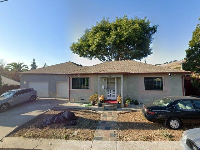 House image located at Hayward, CA 94544