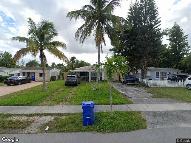 House image located at Miami, FL 33162
