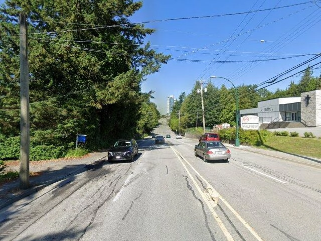 House image located at Burbank, IL 60459