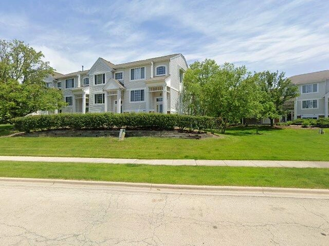 House image located at Aurora, IL 60503