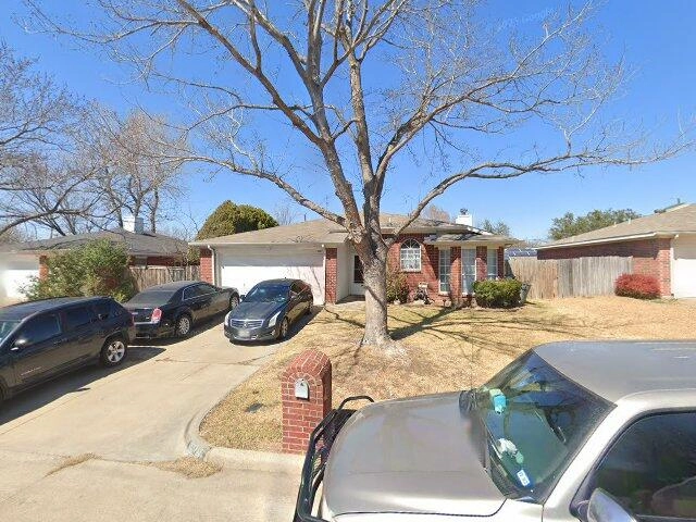 House image located at Arlington, TX 76001