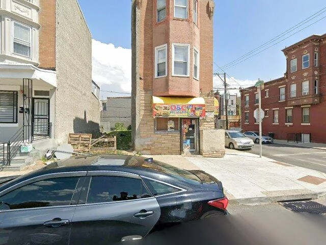 House image located at Phoenix, AZ 85014