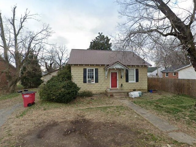 House image located at Sikeston, MO 63801