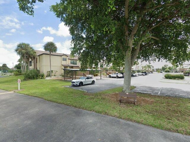 House image located at Fort Myers, FL 33908