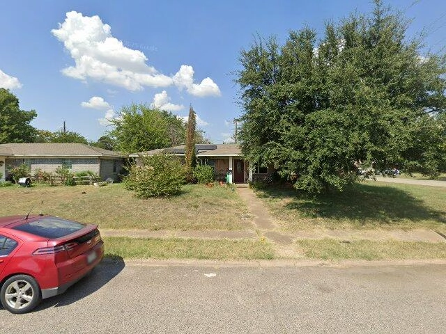 House image located at Irving, TX 75061