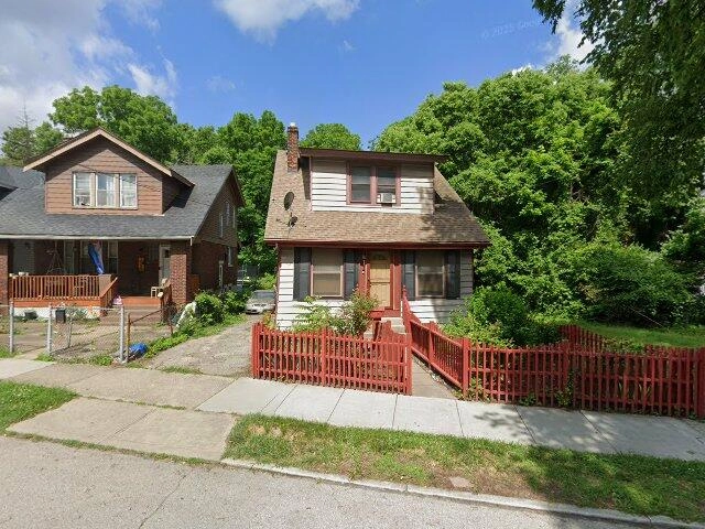 House image located at Cincinnati, OH 45220