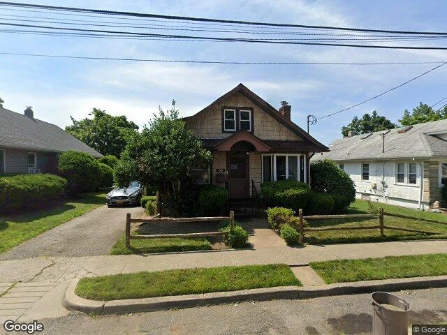 House image located at Freeport, NY 11520