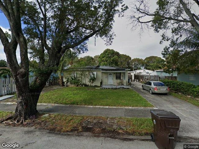 House image located at West Palm Beach, FL 33405