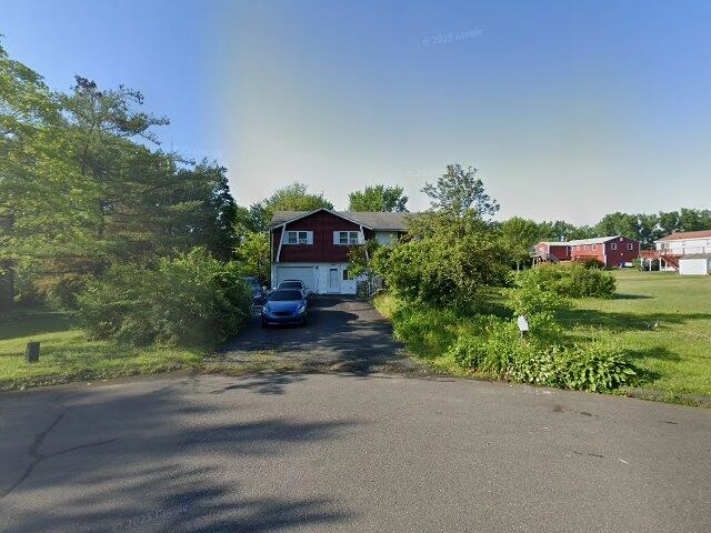 House image located at Windsor, CT 06095