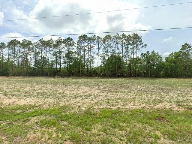 House image located at Crestview, FL 32539