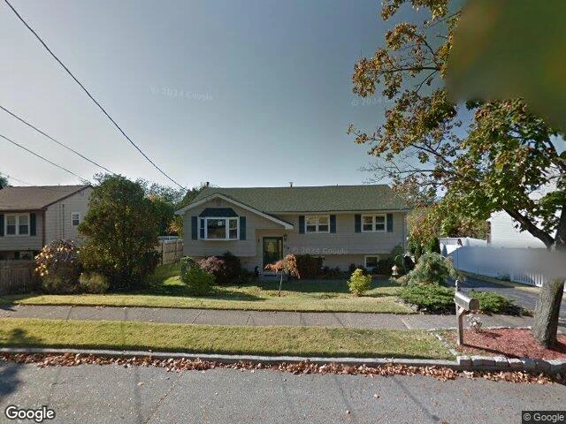 House image located at Wanaque, NJ 07465