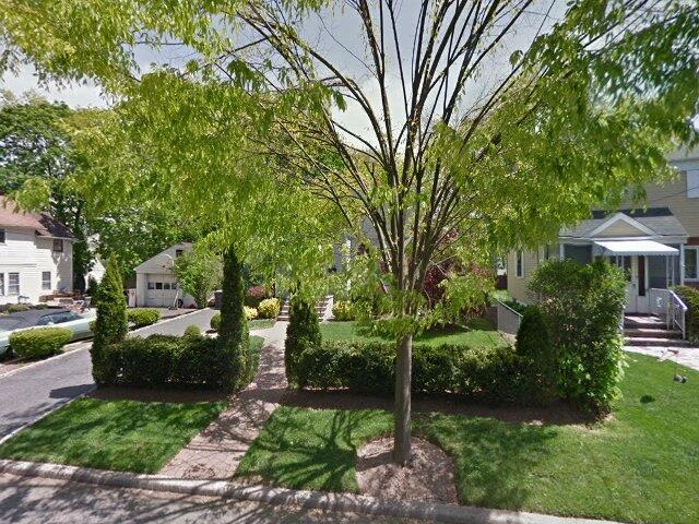 House image located at Teaneck, NJ 07666