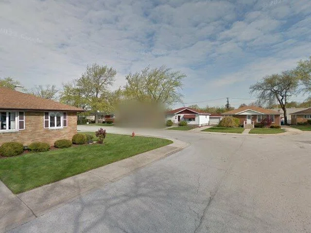 House image located at South Holland, IL 60473