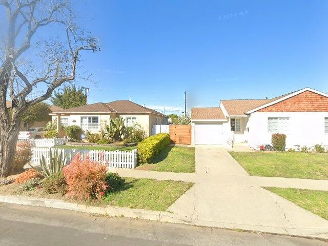 House image located at Burbank, IL 60459