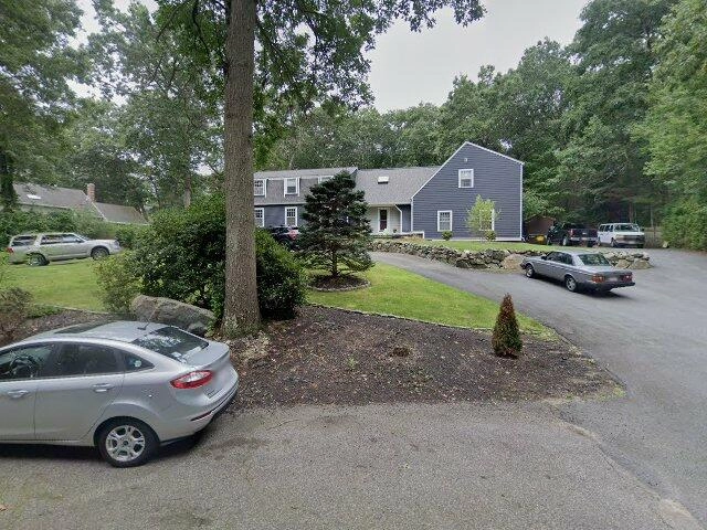House image located at Kingston, MA 02364