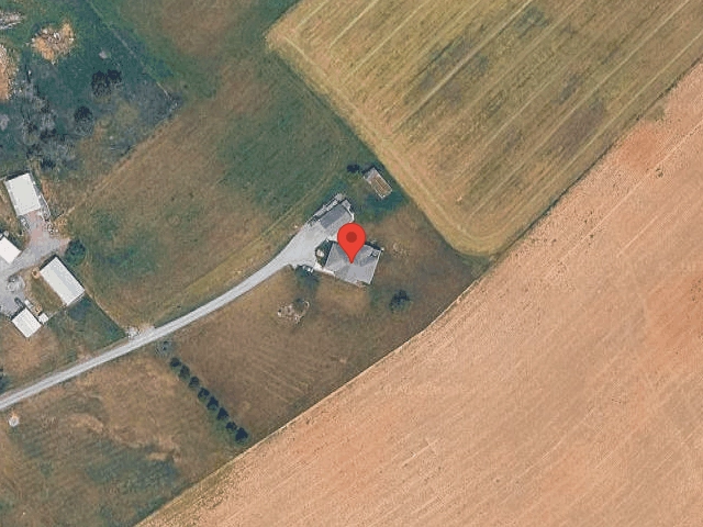 House image located at Hinton, VA 22831