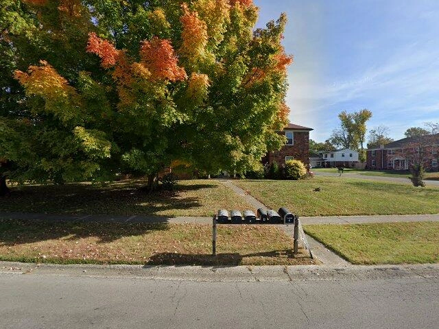 House image located at Louisville, KY 40242