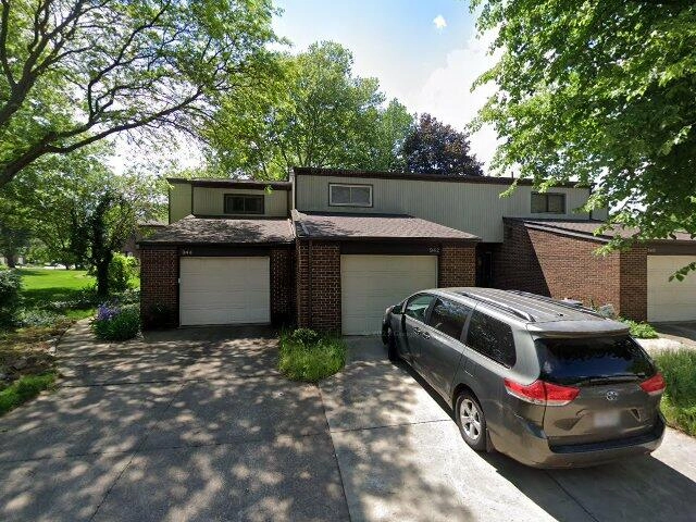 House image located at Akron, OH 44307