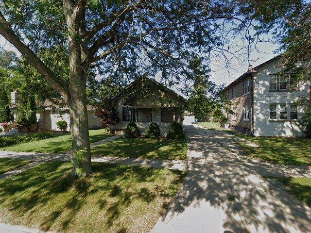 House image located at Waukegan, IL 60085