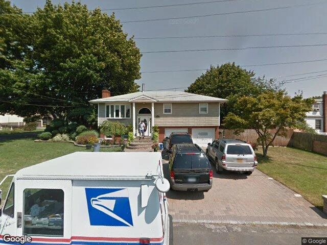 House image located at West Babylon, NY 11704