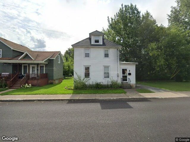 House image located at Oneida, NY 13421