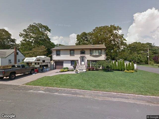 House image located at Islip, NY 11751