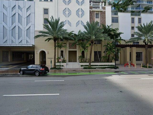 House image located at North Miami Beach, FL 33160