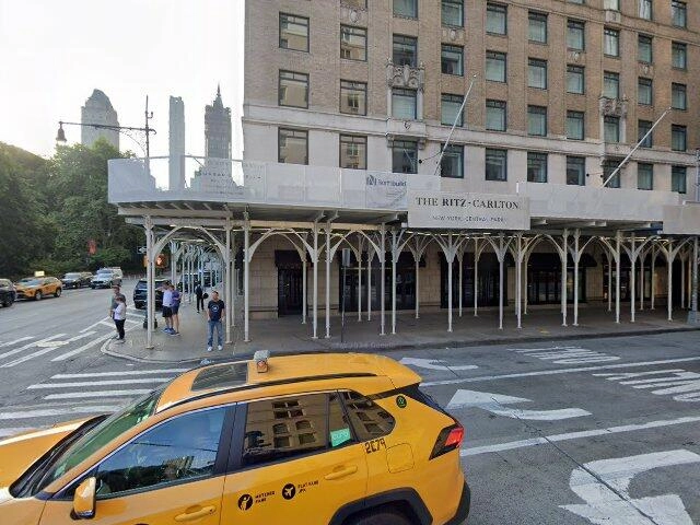 House image located at Delano, CA 93215