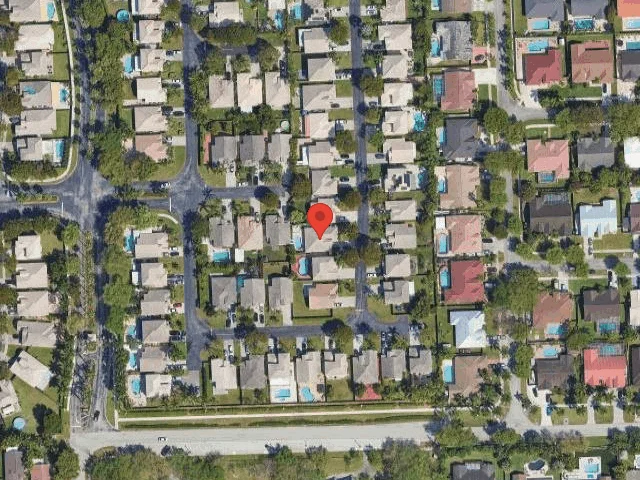 House image located at Miami, FL 33196