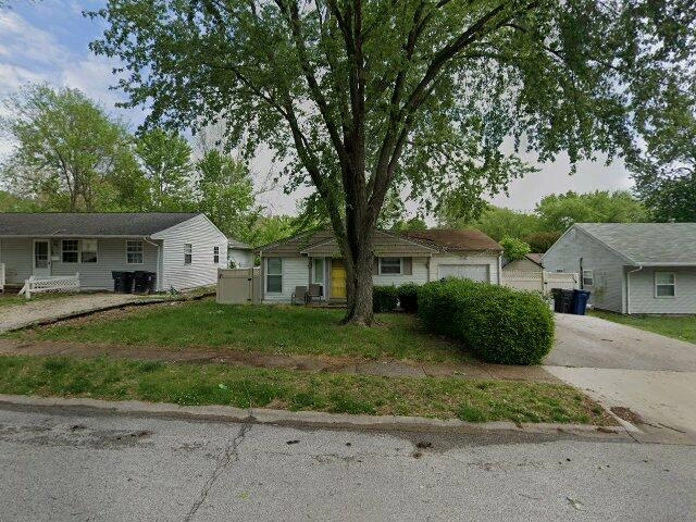 House image located at Belleville, IL 62220